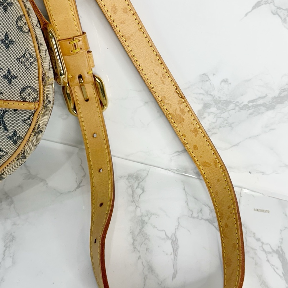 ⛔️SOLD⛔️Louis Vuitton Jeanne Mini Lin crossbody - Picture 10 of 15